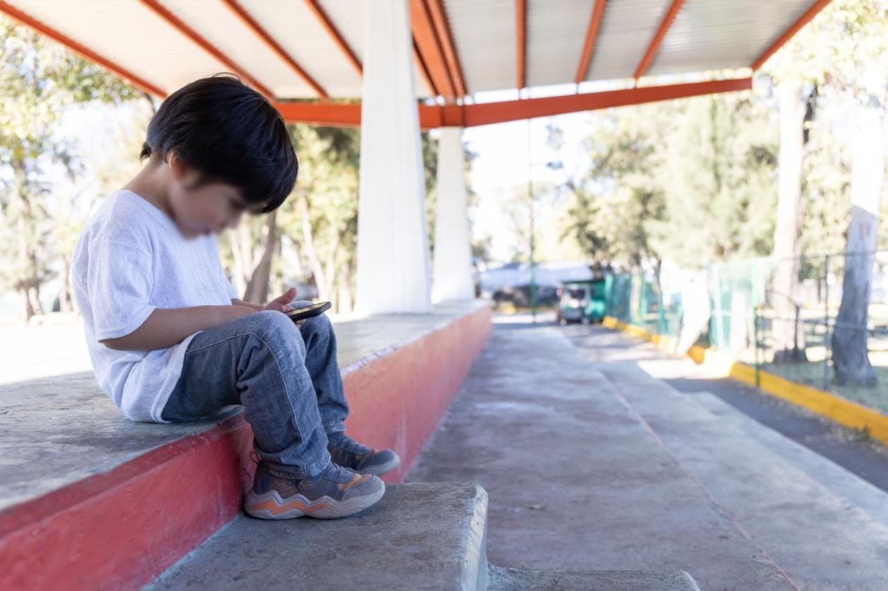Depresión, fatiga crónica y ansiedad ligadas al uso excesivo de celular