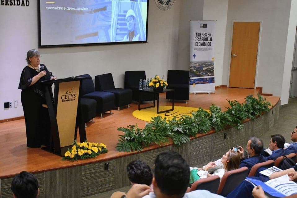 CETYS convoca a repensar la competitividad de México ante el nuevo mapa económico mundial