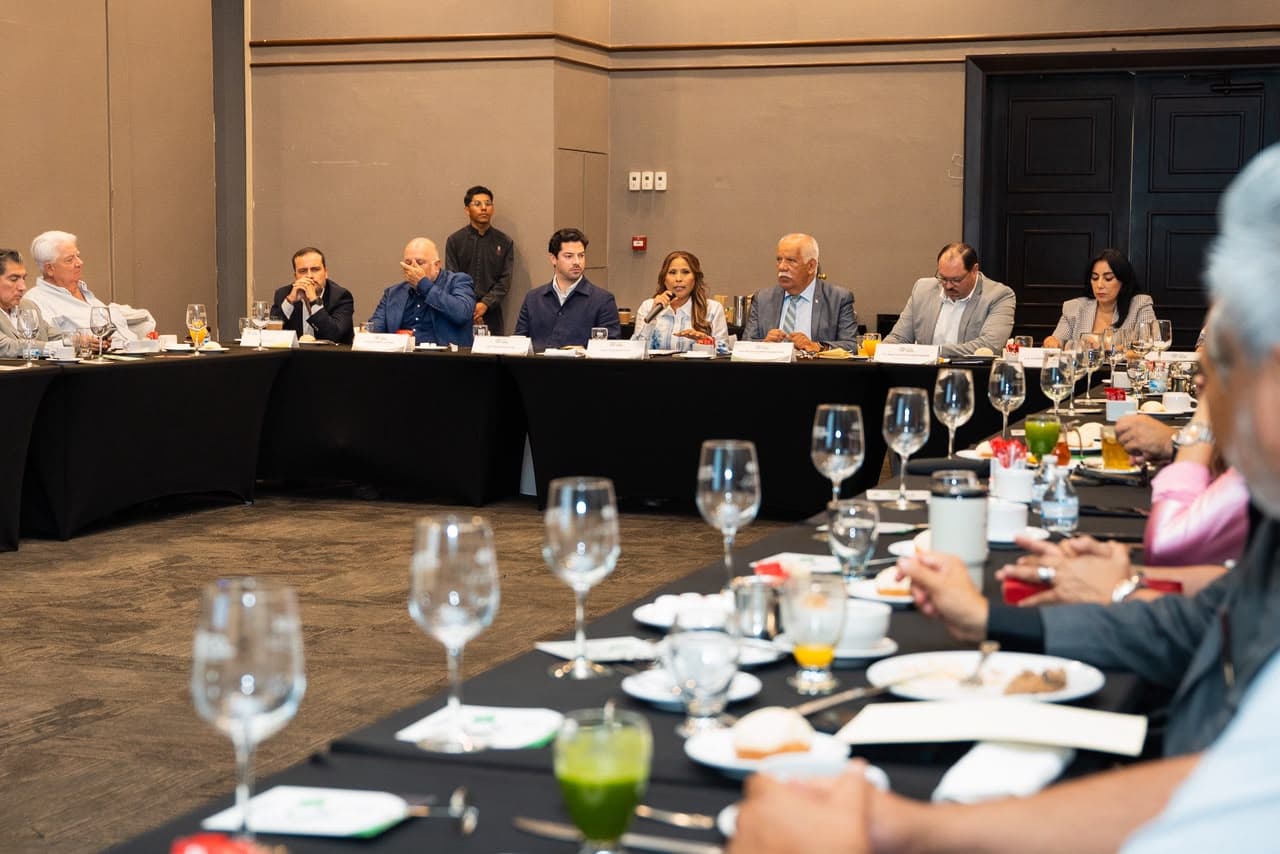 Gobierno de Ensenada y CCEE instalan mesa permanente para destrabar proyectos estratégicos